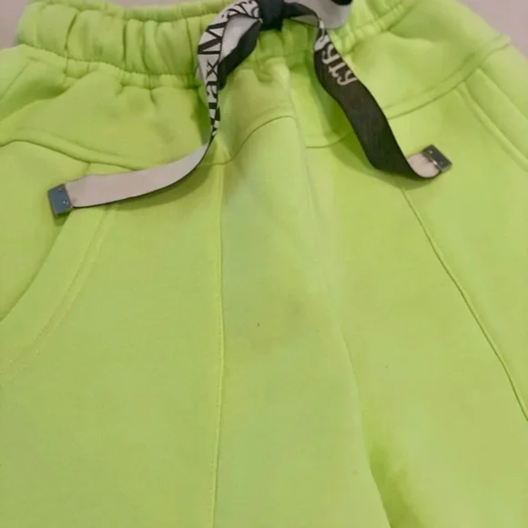 Max Mara Muted Neon Lime Green Hoodie and sweatpants New NWT - Picture 8 of 8